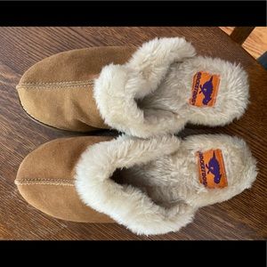 Rocket dog slip on shoes - women’s